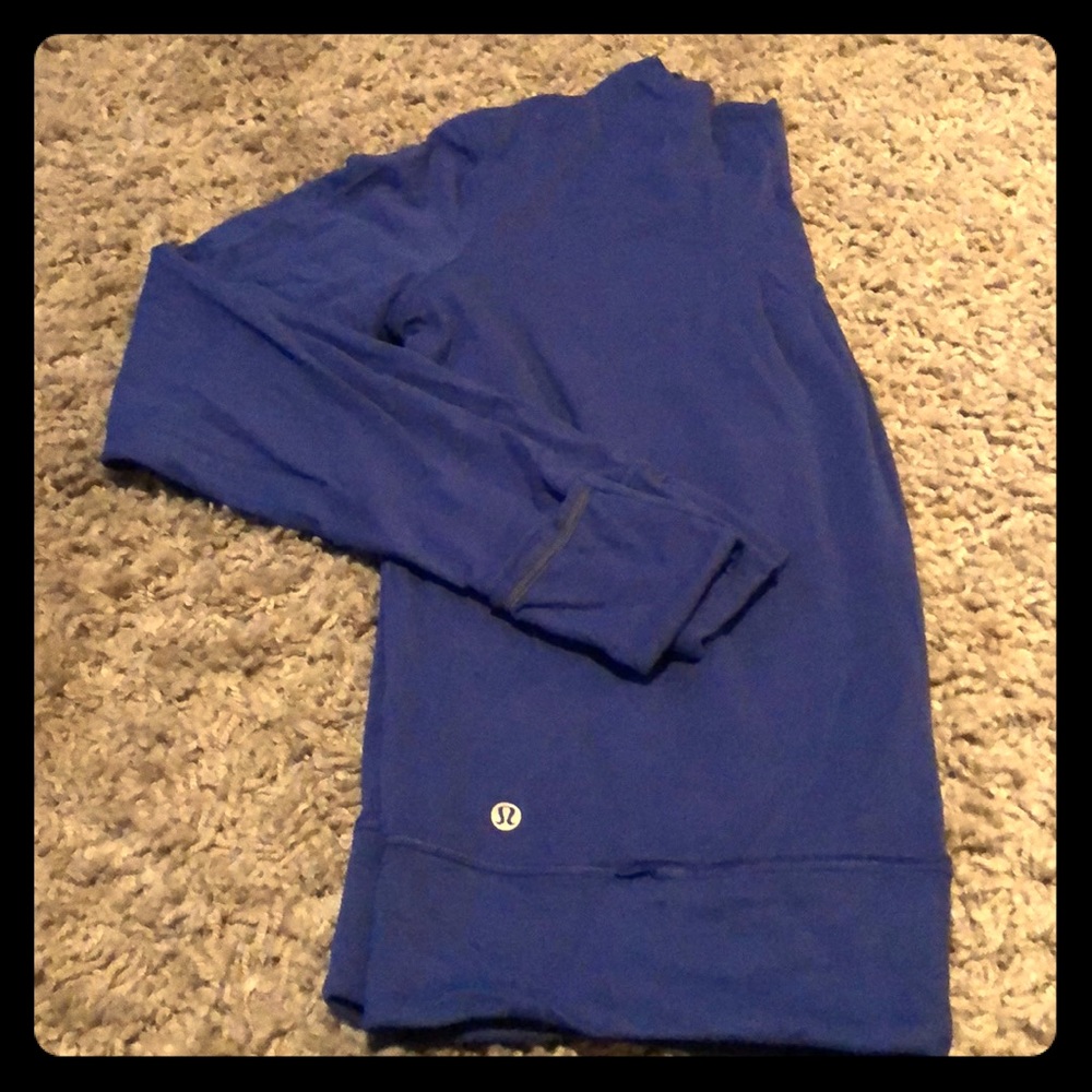 Lululemon long sleeved pullover